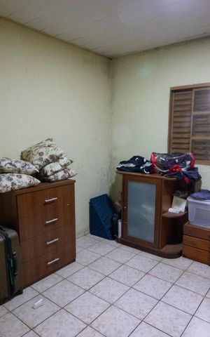 Casa à venda com 233m², 3 quartos e 6 vagasQuarto