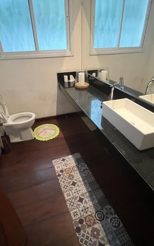 Casa para alugar com 1000m², 3 quartos e 5 vagasLavabo