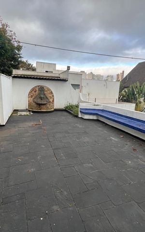 Casa para alugar com 1000m², 3 quartos e 5 vagasChurrasqueira