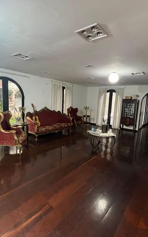 Casa para alugar com 1000m², 3 quartos e 5 vagasSala 2
