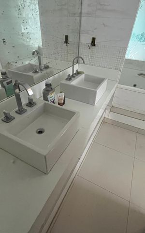 Casa para alugar com 1000m², 3 quartos e 5 vagasBanheiro da Suíte 1