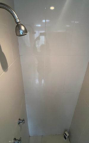 Casa para alugar com 1000m², 3 quartos e 5 vagasBanheiro da Suíte 2
