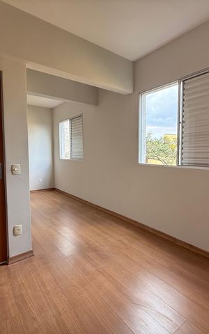 Apartamento à venda com 130m², 3 quartos e 4 vagas