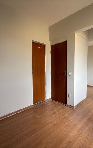 Apartamento à venda com 130m², 3 quartos e 4 vagas