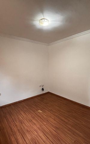 Casa à venda com 180m², 3 quartos e 5 vagas Casa à venda com 180m², 3 quartos e 5 vagasSuíte 2