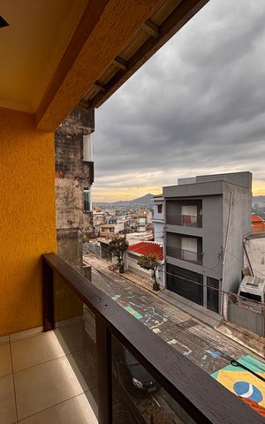 Casa à venda com 180m², 3 quartos e 5 vagas Casa à venda com 180m², 3 quartos e 5 vagasSacada suíte