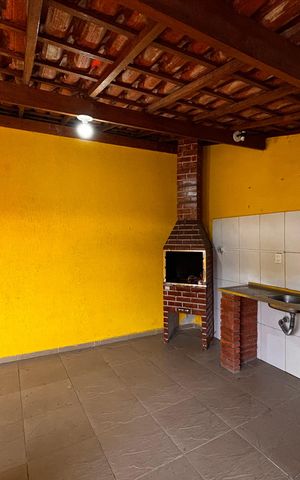 Casa à venda com 180m², 3 quartos e 5 vagas Casa à venda com 180m², 3 quartos e 5 vagasChurrasqueira