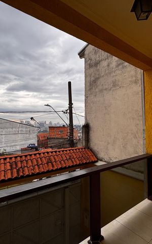 Casa à venda com 180m², 3 quartos e 5 vagas Casa à venda com 180m², 3 quartos e 5 vagasVaranda da Sala