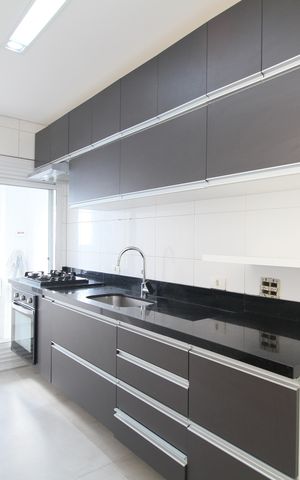 Apartamento à venda com 84m², 3 quartos e 2 vagasCozinha