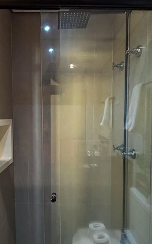 Apartamento à venda com 80m², 1 quarto e 1 vaga Apartamento à venda com 80m², 1 quarto e 1 vagaBanheiro social