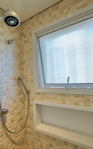 Apartamento para alugar com 116m², 2 quartos e 2 vagas Apartamento para alugar com 116m², 2 quartos e 2 vagasBanheiro da Suíte