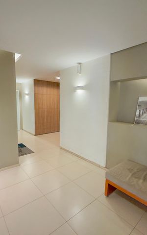 Apartamento para alugar com 116m², 2 quartos e 2 vagas Apartamento para alugar com 116m², 2 quartos e 2 vagasHall de entrada