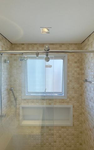 Apartamento para alugar com 116m², 2 quartos e 2 vagas Apartamento para alugar com 116m², 2 quartos e 2 vagasBanheiro da Suíte