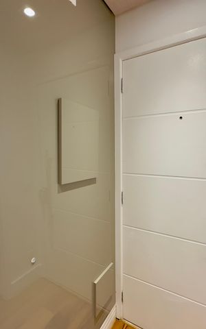 Apartamento para alugar com 116m², 2 quartos e 2 vagas Apartamento para alugar com 116m², 2 quartos e 2 vagasPorta entrada