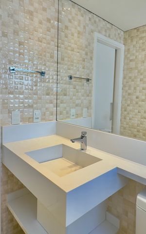 Apartamento para alugar com 116m², 2 quartos e 2 vagas Apartamento para alugar com 116m², 2 quartos e 2 vagasBanheiro da Suíte