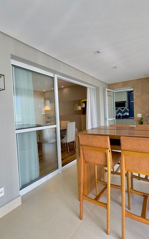 Apartamento para alugar com 116m², 2 quartos e 2 vagas Apartamento para alugar com 116m², 2 quartos e 2 vagasVaranda
