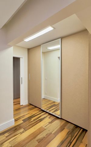 Apartamento para alugar com 116m², 2 quartos e 2 vagas Apartamento para alugar com 116m², 2 quartos e 2 vagasCloset da suíte