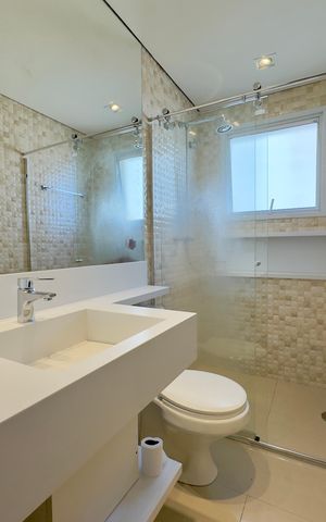 Apartamento para alugar com 116m², 2 quartos e 2 vagas Apartamento para alugar com 116m², 2 quartos e 2 vagasBanheiro da Suíte