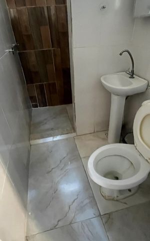 Studio para alugar com 30m², 2 quartos e sem vaga Studio para alugar com 30m², 2 quartos e sem vagaBanheiro 1