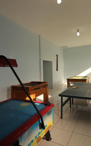 Casa para alugar com 454m², 4 quartos e 8 vagasSalão de Jogos