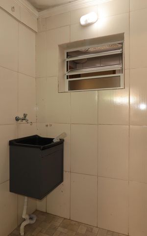 Casa para alugar com 454m², 4 quartos e 8 vagasÁrea de Serviço