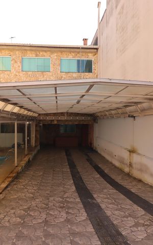 Casa para alugar com 454m², 4 quartos e 8 vagasGaragem