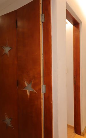 Casa para alugar com 454m², 4 quartos e 8 vagasCorredor segundo piso