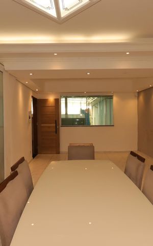Casa para alugar com 454m², 4 quartos e 8 vagasSala