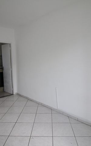 Casa de condomínio à venda com 88m², 2 quartos e 2 vagasSuíte 1