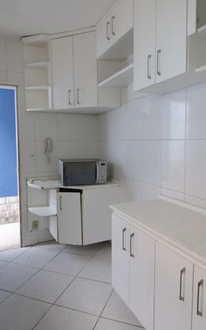Casa de condomínio à venda com 88m², 2 quartos e 2 vagasCozinha