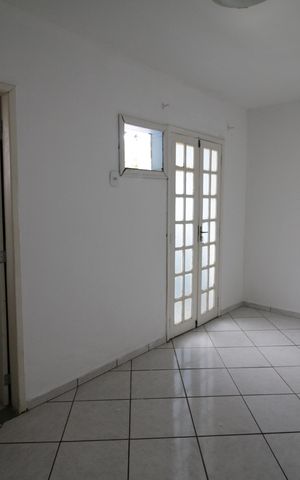 Casa de condomínio à venda com 88m², 2 quartos e 2 vagasSuíte 2