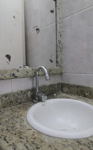 Casa de condomínio à venda com 88m², 2 quartos e 2 vagasLavabo