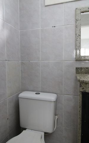 Casa de condomínio à venda com 88m², 2 quartos e 2 vagasLavabo