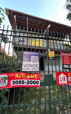 Casa à venda com 325m², 4 quartos e 3 vagas Casa à venda com 325m², 4 quartos e 3 vagasPLAQUINHA ZHLA-65 INSTALADA EM 10/07/26