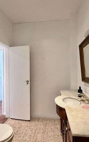 Apartamento para alugar com 93m², 2 quartos e 1 vaga Apartamento para alugar com 93m², 2 quartos e 1 vagaBanheiro