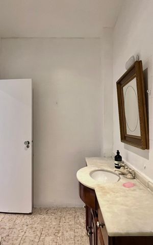 Apartamento para alugar com 93m², 2 quartos e 1 vaga Apartamento para alugar com 93m², 2 quartos e 1 vagaBanheiro