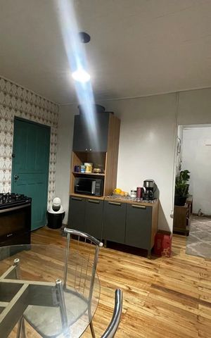 Casa à venda com 116m², 2 quartos e 1 vaga