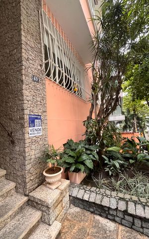 Apartamento à venda com 121m², 3 quartos e 1 vaga Apartamento à venda com 121m², 3 quartos e 1 vagaPlaca