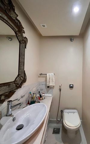Apartamento à venda com 121m², 3 quartos e 1 vaga Apartamento à venda com 121m², 3 quartos e 1 vagaLavabo