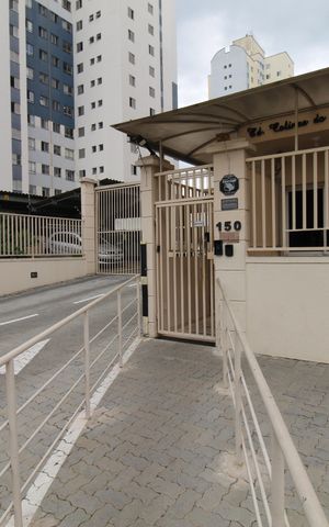 Apartamento para alugar com 65m², 2 quartos e 2 vagasPortaria