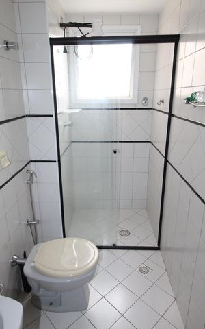 Apartamento para alugar com 65m², 2 quartos e 2 vagasBanheiro