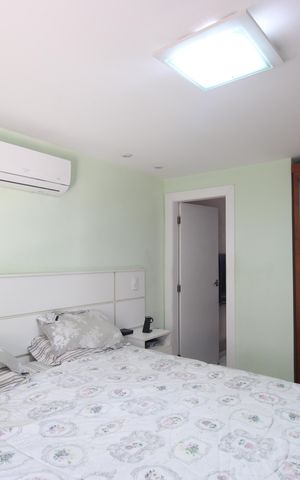 Casa de condomínio à venda com 250m², 3 quartos e 1 vagaSuíte