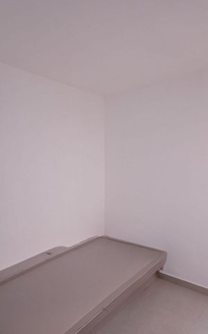 Studio para alugar com 25m², 1 quarto e sem vaga Studio para alugar com 25m², 1 quarto e sem vagaQuarto e Cozinha