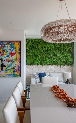 Apartamento à venda com 135m², 3 quartos e 3 vagas Apartamento à venda com 135m², 3 quartos e 3 vagasVaranda