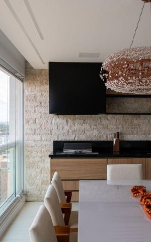Apartamento à venda com 135m², 3 quartos e 3 vagas Apartamento à venda com 135m², 3 quartos e 3 vagasVaranda