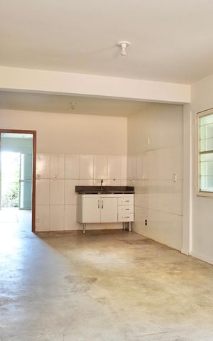 Studio para alugar com 42m², 1 quarto e sem vaga Studio para alugar com 42m², 1 quarto e sem vagaSala e Cozinha