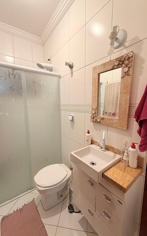 Casa à venda com 100m², 2 quartos e 4 vagasBanheiro Social