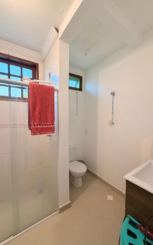 Casa à venda com 100m², 2 quartos e 4 vagasBanheiro da Suíte