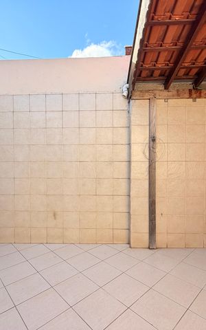Casa à venda com 100m², 2 quartos e 4 vagasGaragem e Jardim