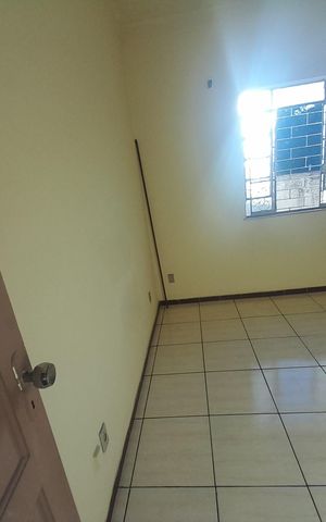 Casa de condomínio para alugar com 360m², 3 quartos e 2 vagas